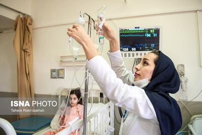 پرستاران‌ نیروی محرک تحول سلامت خانواده و جوانی جمعیت هستند