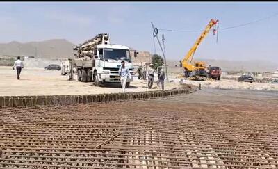 آغاز بتن‌ریزی پل تقاطع فراهان همزمان با روز ایثار و مقاومت اراک