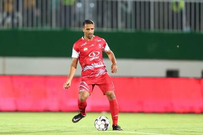 خداحافظی مسعود ریگی با هواداران پرسپولیس / عکس - پارس فوتبال