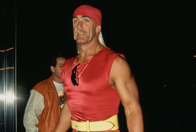 به بهانه درگذشت هالک هوگان، کشتی‌گیر مطرح WWE؛ از گیتار بیس فرت‌لس تا موج هالکامانیا و راکی سه - پارس فوتبال
