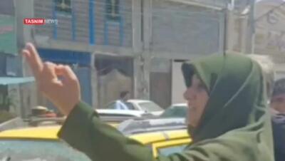 فیلم زن گریان در صحنه حمله تروریستی به دادگستری زاهدان