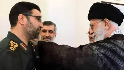 چرا سردار باقری نشان فتح را روی لباسش نصب نمی کرد؟