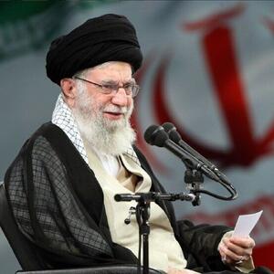 شکوه پایداری معجزه‌آسای ملت ایران