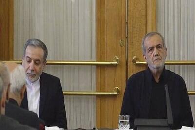 حضور رئیس‌جمهور در جمع معاونان و مدیران وزارت امور خارجه + فیلم