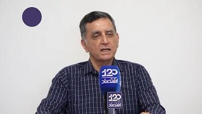 در این شرایط کم‌آبی، شهرداری ۷۰۰ چاه آب دارد و فضای سبز تهران را با آب شرب آبیاری می‌کند