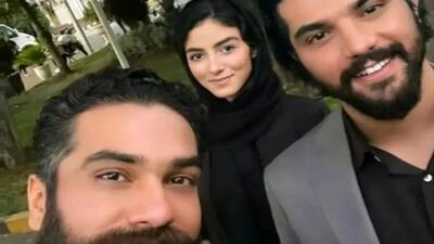 تصویر روز | علی زندوکیلی و سینا مهراد در 37 و 32 سالگی | گلی شی