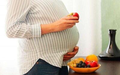 تغذیه تابستانی سالم برای مادران باردار؛ چی بخوریم، چی نخوریم؟