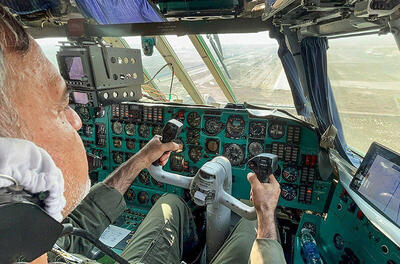 نیروی هوافضای سپاه در عملیات اطفای حریق هورالعظیم عراق | تصاویر