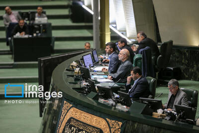 قالیباف: آقای رسایی طبق دستور صحن تذکر دهید