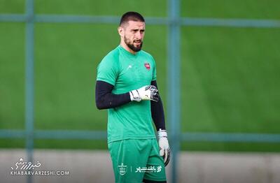 دروازه‌بان پرسپولیس به خط پایان نزدیک شد