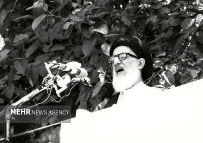 ماجرای نخستین خطبه‌ای که آیت‌الله طالقانی خواند؛ترس دشمن از آگاهی مردم