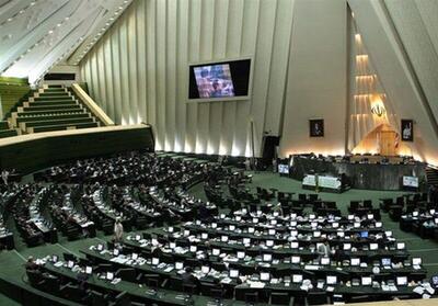 تقدیر بیش از ۱۷۰ نماینده مجلس از وزارت ارتباطات برای طراحی و ساخت «ناهید ۲»