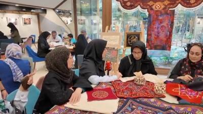 کارگاه هنری «ایرانِ حسین» در برج آزادی برگزار شد