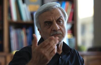 وفاق باید حول یک محور کاری باشد/ کشور مشکل آب و برق دارد