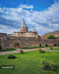 عکس/ معماری خیره کننده قره کلیسا قدیمی‌ترین کلیسای جهان در دل چالدران | اقتصاد24