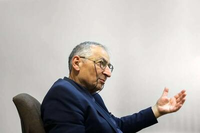 زیباکلام: گفت‌وگو با براندازان ممکن نیست