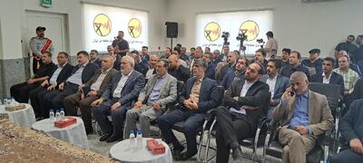 وزیر نیرو: هر هفته طرح های آب و برق و نیروگاه خورشیدی افتتاح‌ می‌شود