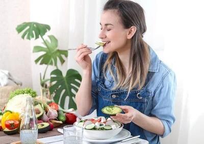 پس از جراحی کیست تخمدان وزن کم می‌کنید؟