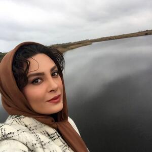 نگاهی به دکوراسیون ساده اتاق خواب حدیثه تهرانی و همسرش با چالش جدید
