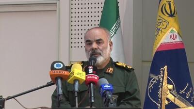 ایستادگی شهدا موجب شکست دشمن شد