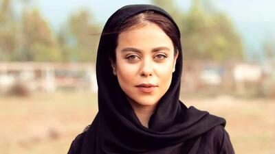 عکس/ استایل خاص نگار نیکدل و الهام اخوان با لباس اجق وجق و شال گلدار