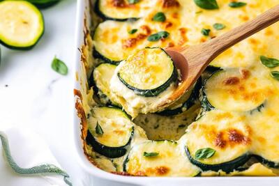 طرز تهیه کاسرول کدو سبز پنیری