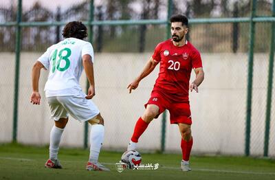 هاشمیان، کاپیتان‌های پرسپولیس را نیمکت‌نشین می‌کند