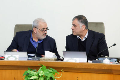 اظهارات دو پهلوی وزیر نفت درباره گران شدن بنزین