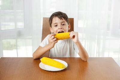 اهمیت ذرت برای کودکان / یک ماده غذایی مغذی و ضروری
