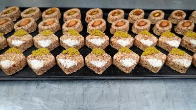 طرز تهیه یک شیرینی خوشمزه رژیمی بدون آرد و شکر و روغن
