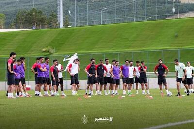 بازگشت متفاوت مهاجم سابق به پرسپولیس؛ هاشمیان مجبور به انتخابش شد