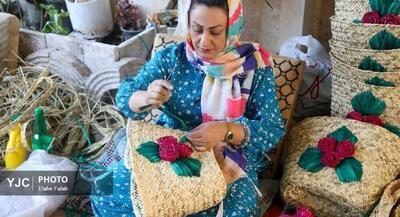 تصاویر حصیر بافی با گیاه «لی» در گیلان | جهان نیوز
