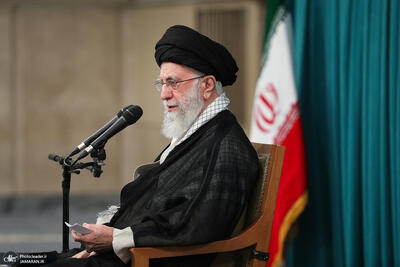 برگزاری مراسم بزرگداشت شهدای جنگ تحمیلی اخیر با حضور و سخنرانی رهبر معظم انقلاب