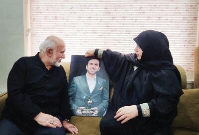 عشق خدمت به ایران داشت و پیشنهاد اقامت در انگلیس را رد کرد