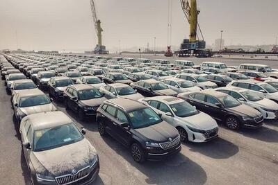 واردکنندگان خودرو خواستار جلوگیری از توقف واردات شدند