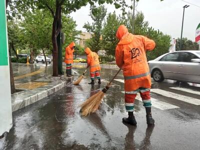 عضو شورای شهر تهران: اخیرا با مشکل کاهش شدید نیروی پاکبان با بازگرداندن اتباع مواجه شده‌ایم؛ ۸۰% نیروی پیمانکاران کاهش یافته