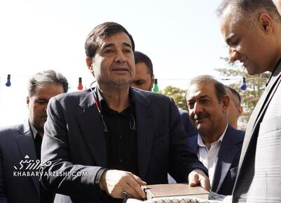 وزیر ورزش تأکید کرد: ورزشگاه آزادی فقط برای بازی‌های مهم - پارس فوتبال
