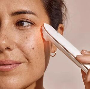 سفت کردن پوست با رادیو فرکانسی (RF) چیست و چه مزایایی دارد؟
