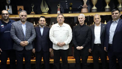 رئیس کمیسیون اقتصادی مجلس و مدیرعامل بانک صادرات ایران در اردوی ملی‌پوشان وزنه‌برداری