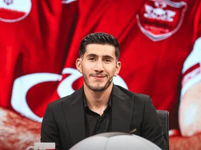 بازیکن پرسپولیس با آلومینیوم امضاء کرد!