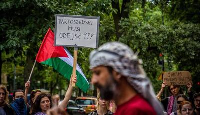 حامیان فلسطین در مقابل وزارت خارجه لهستان دست به اعتصاب غذا زدند