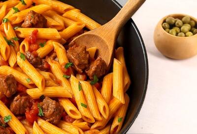 طرز تهیه ماکارونی با گوشت تکه‌ ای