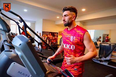 یک پرسپولیسی، دربه‌در به‌دنبال استقلالی شدن