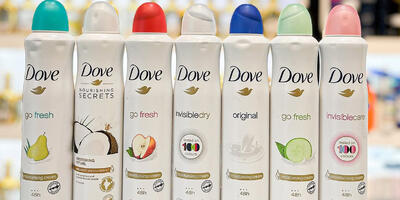 هرکدام از اسپری‌های برند dove چه بویی دارند؟ کدوم رو بخرم؟ - چی بپوشم