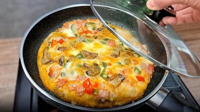 طرز تهیه سریع ترین پیتزای خانگی بدون خمیر مایه و فر