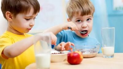 صبح کودک را با کیک و کلوچه شروع نکنید