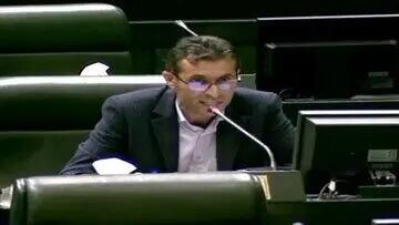 انتقاد از گرانی دارو و زیرمیزی‌های بعضی از پزشکان جراح