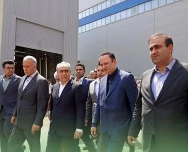 بازدید دبیر شورایعالی مناطق آزاد کشور و استاندار آذربایجان شرقی از شرکت تاو کاغذ ارس