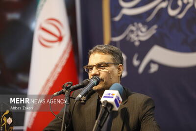 نفیسی: امروز زمان مسئولیت‌پذیری است نه سیاست‌زدگی