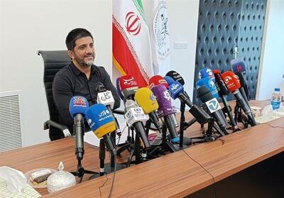 ویدیو| علیرضا دبیر به صداوسیما: اگر خانمی کم‌حجاب است، شما به کارتان ادامه دهید - پارس فوتبال